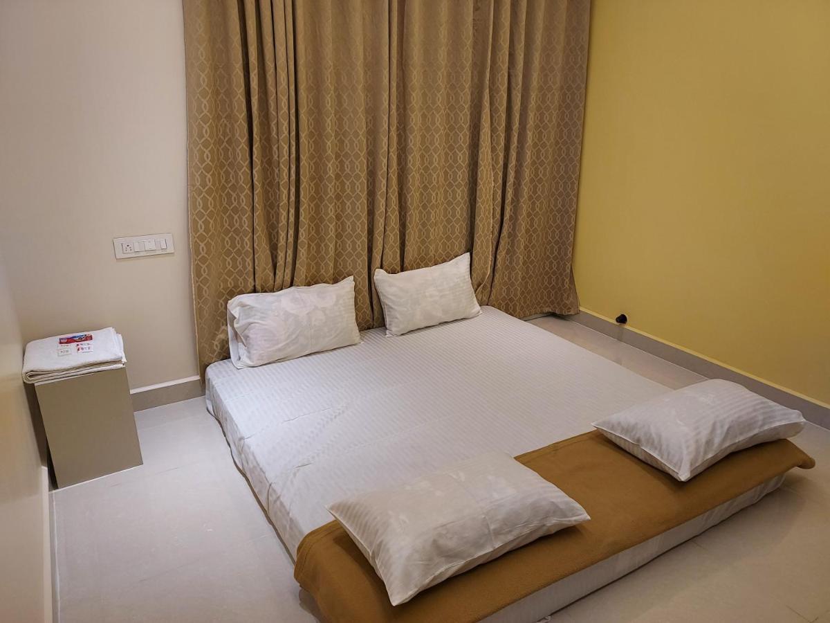 Srirangam Service Apartment Tiruchirappalli Exterior foto