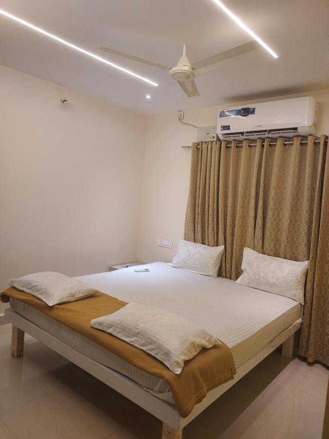 Srirangam Service Apartment Tiruchirappalli Exterior foto