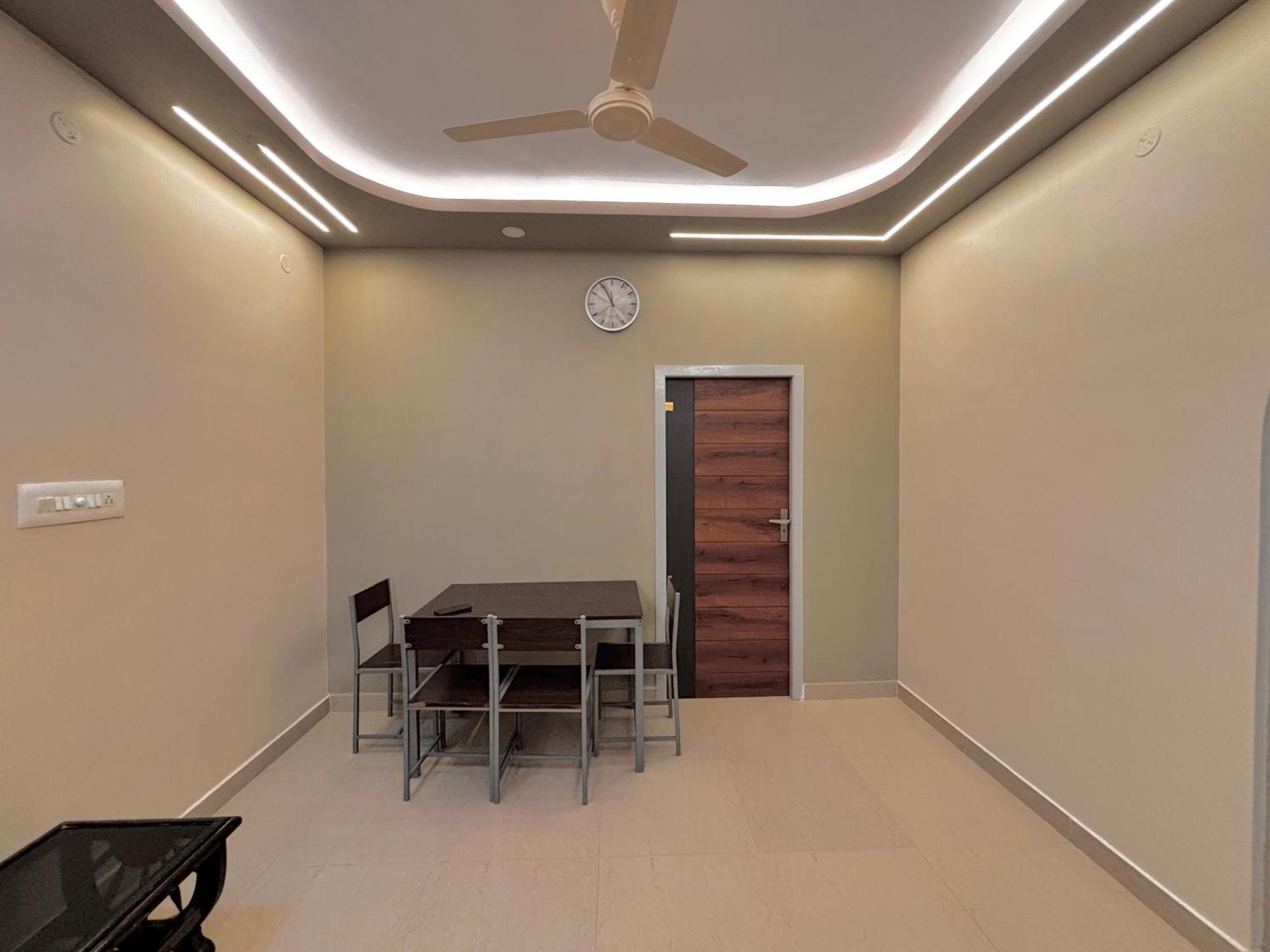 Srirangam Service Apartment Tiruchirappalli Exterior foto