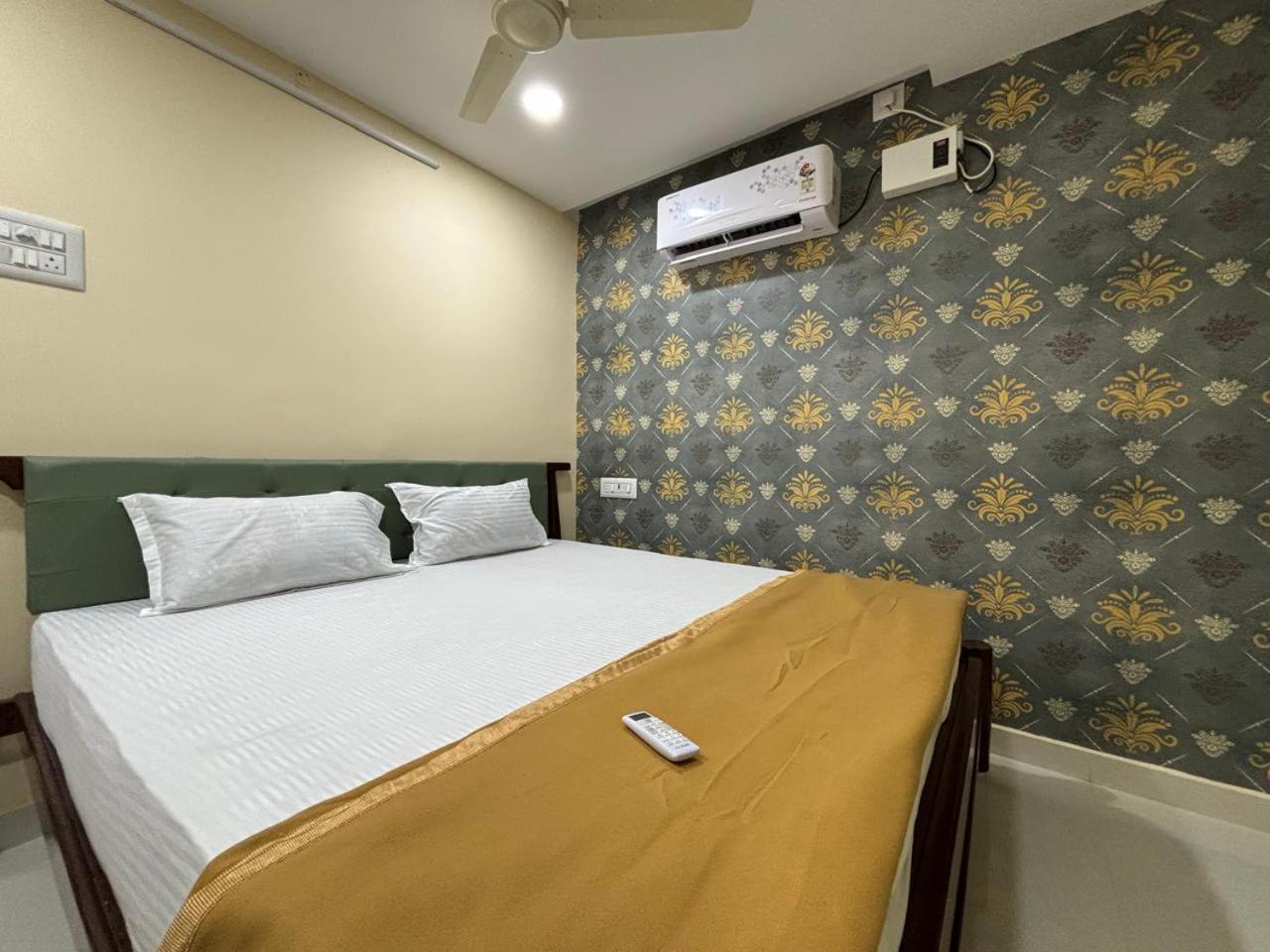 Srirangam Service Apartment Tiruchirappalli Exterior foto