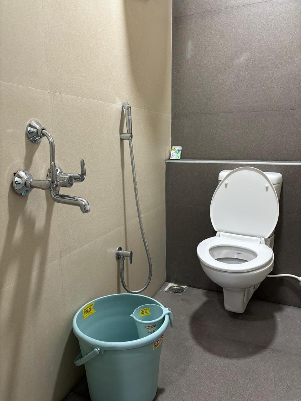 Srirangam Service Apartment Tiruchirappalli Exterior foto